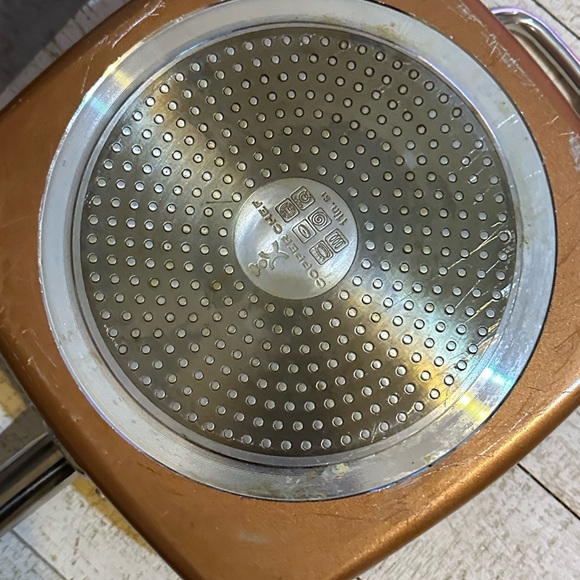 - Large Copper Chef Pot with Lid Cookware 11" w x 4" D - Picture 4 of 5